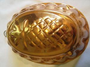 Solid Copper Pineapple Mold with Lining