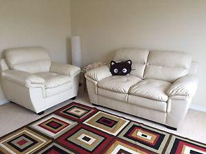 White leather love seat and chair, very new condition