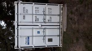 x20 ft shipping container