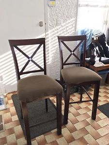 4 FREE chairs