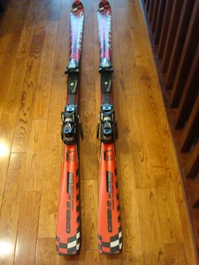 Atomic Beta Racer Skis