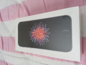 Brand new iPhone SE 16Gb Space Gray - Sealed in original box