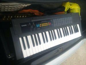 Casio CK50 Keyboard /electric piano-works great