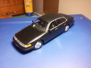 Diecast 1/24 crown vic