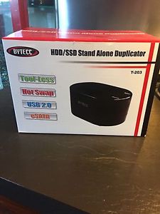 Hard drive duplicator