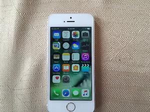 IPHONE 5S WHITE MINT!!!!!!!