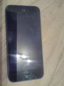 Iphone 5 parts phone 50$ open to trades