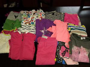 Lot of Girls Clothes - Size  Years - 14 Pieces