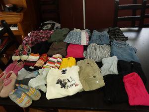 Lot of Girl's Winter Clothes - Size 6-8 Years - 22 Pieces