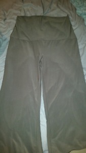 Maternity brown stretchy pants