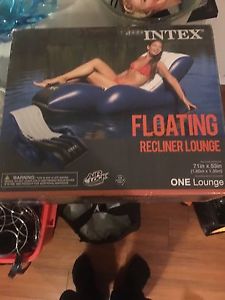 New Floating lounge chair