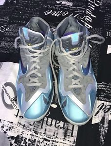 Nike Lebron's Size 6Y