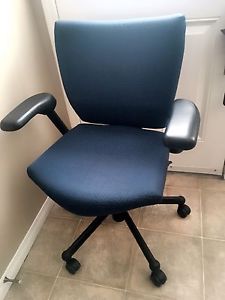 Office Chair like new