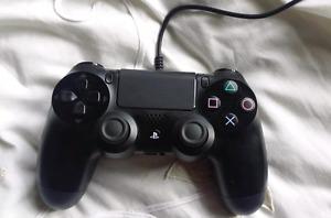 PS4 Controller (new)