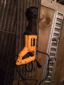 Reciprocating saw. Sawsall (mint condition)