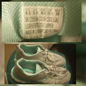 Skechers size 8.5