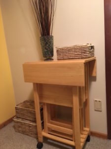 Table cart with 4 wooden tv tables
