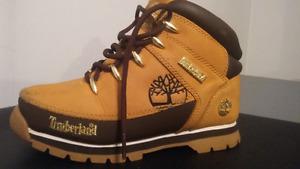 **Timberland** size 1 hardly worn has couple scuffs on toe