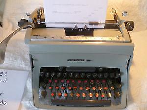 Vintage Underwood Five Typewriter