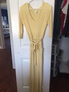 Wanted: Dresses size med- large