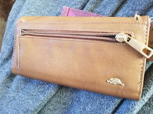 Wanted: Selling roots wallet