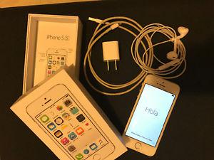 16G iPhone 5s with all cables and orig box