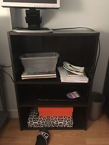 3 shelf bookshelf $15