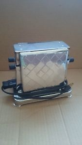 Antique Toastess Corporation Toaster (with cord)