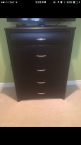 Dresser for sale $85