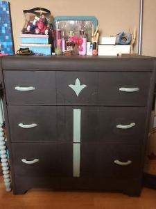 Dresser for sale - great condition!