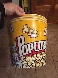 Large Popcorn Tubs