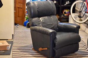 Leather Recliner mint condition