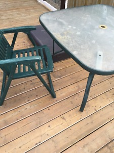 Patio Table & Chair
