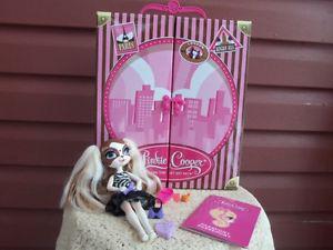 Pinkie Cooper Jet Setting Doll Case with Doll and
