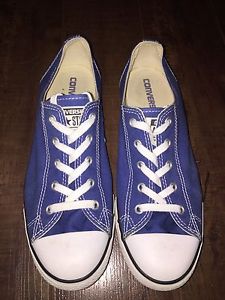 Size 10- Converse Runners - Navy Blue