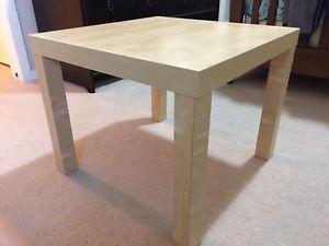 Wanted: MOVING OUT SALE! - Side table/coffee table