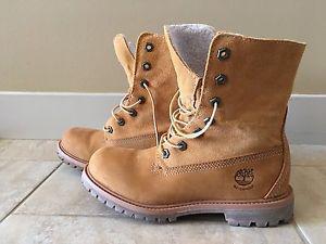 Wanted: Size 6 women's Original timerlands
