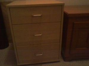 3 drawer office cabinet on castors - $40 (Kitsilano)