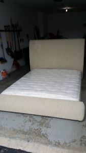 Bed frame+mattress + box*Queen sized*