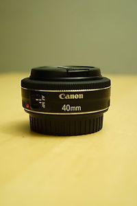 Canon EF 40mm f/2.8 STM Pancake lens