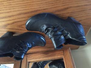 For sale a pair ladies leather ankle boots