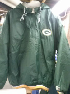 GREEN BAY PACKERS PULL-OVER JACKET MINT L -XL