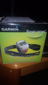 Garmin Forerunner 305 GPS-enabled trainer with heart rate