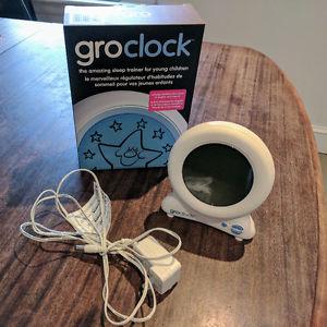 HARDLY USED Gro Clock By: Oyaco (for kids)
