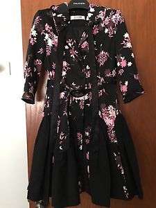 Ladies Spring dress coat. Beautiful -New condition. Size