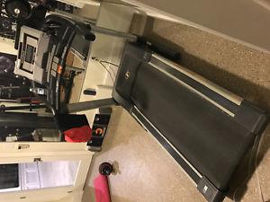 NORDICTRACK COMMERCIAL TREADMILL (GREAT DEAL)