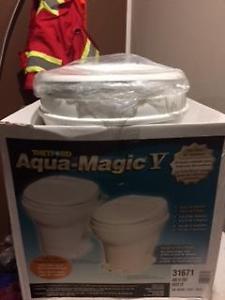 New RV Aqua - Magic Toilet