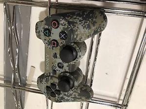PS3 controller works perfectly $20 camo