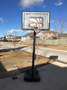 Portable Outdoor Basketball Net/Stand