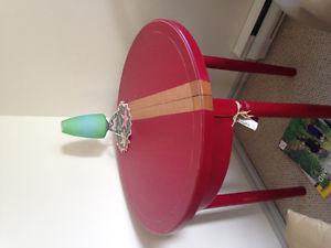 RED Drop leaf table